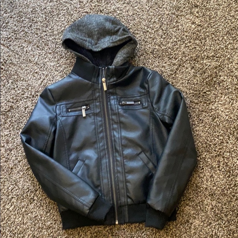 Girls Jacket ❤️LIKE NEW!!
